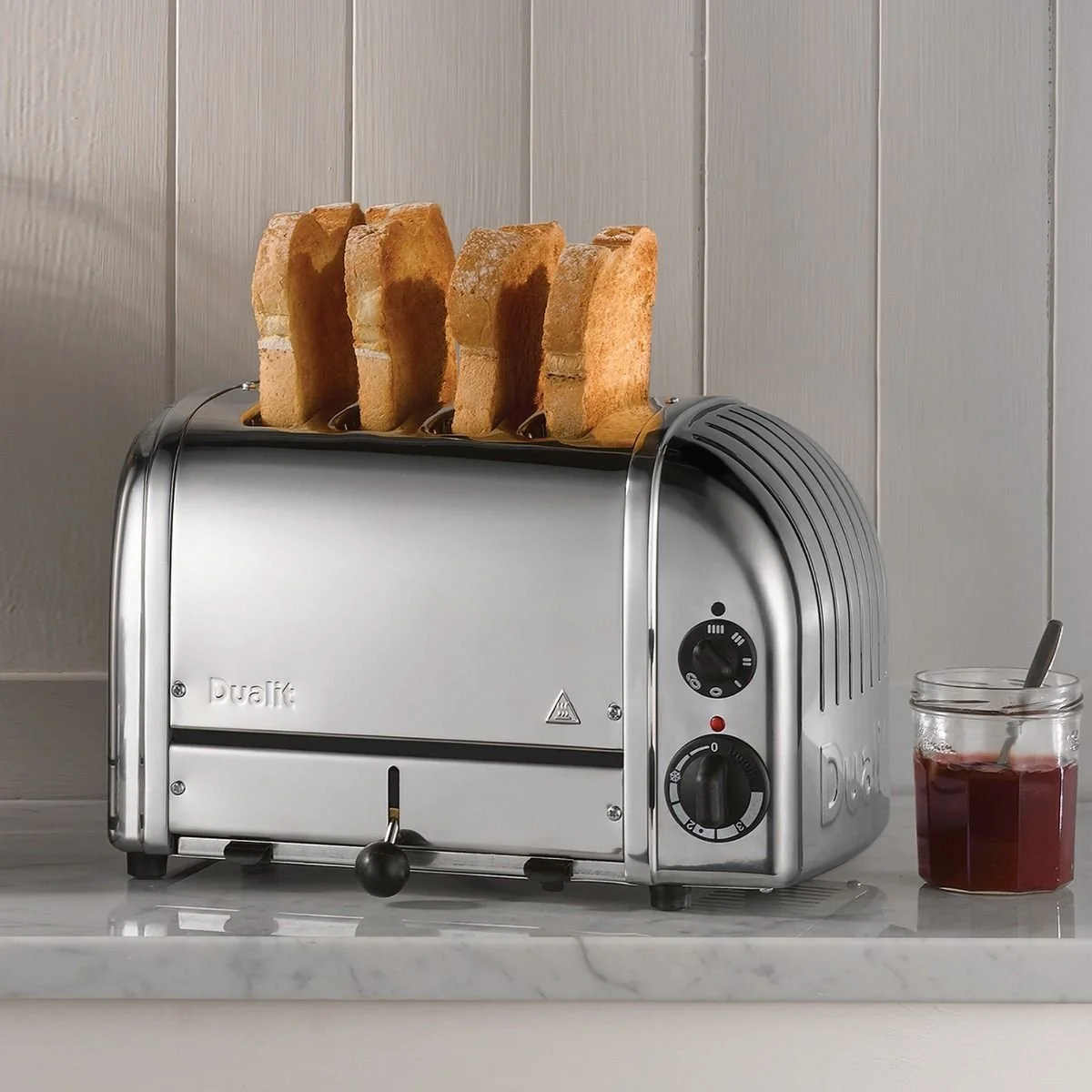 Dualit NewGen Classic 4-Slice Toaster | Chrome 6 Dualit NewGen Classic 4-Slice Toaster | Chrome - Image 4